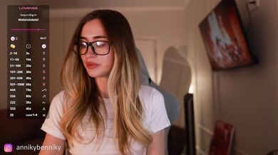 Coconutkitty - Porn Video [Bongacams]: gorgeous enchantress, stunning glutes, elegant temptress