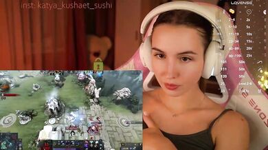 Milkaff- - Porn Video [Bongacams]: does everything, domi, art