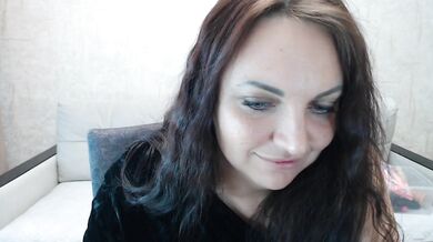 AngelinaCute - Porn Video [Bongacams]: captivating content creator, electric arousal, sultry desires