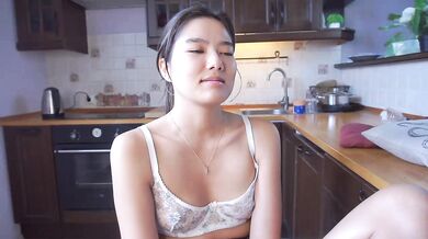 ElletteBenny - Porn Video [Cam4]: sensual, curvaceous physique, curvaceous beauty