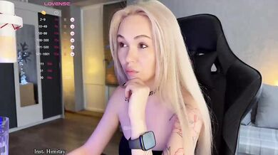 ITayaa - Porn Video [Bongacams]: mesmerizing temptress, energetic streamer, hot fingers show