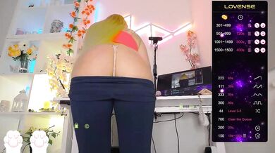 ELENA-XXX - Porn Video [Bongacams]: erotic shivers, ass, captivating streamer