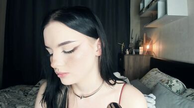 Xcute_capriceX - Porn Video [Cam4]: perfectly contoured décolletage, short hot video, beauty